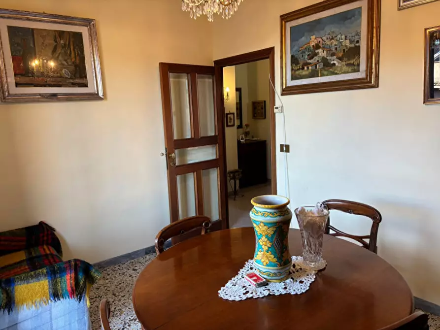 Immagine 6 di Appartamento in vendita  in Via Filippo Scalzi a Roma