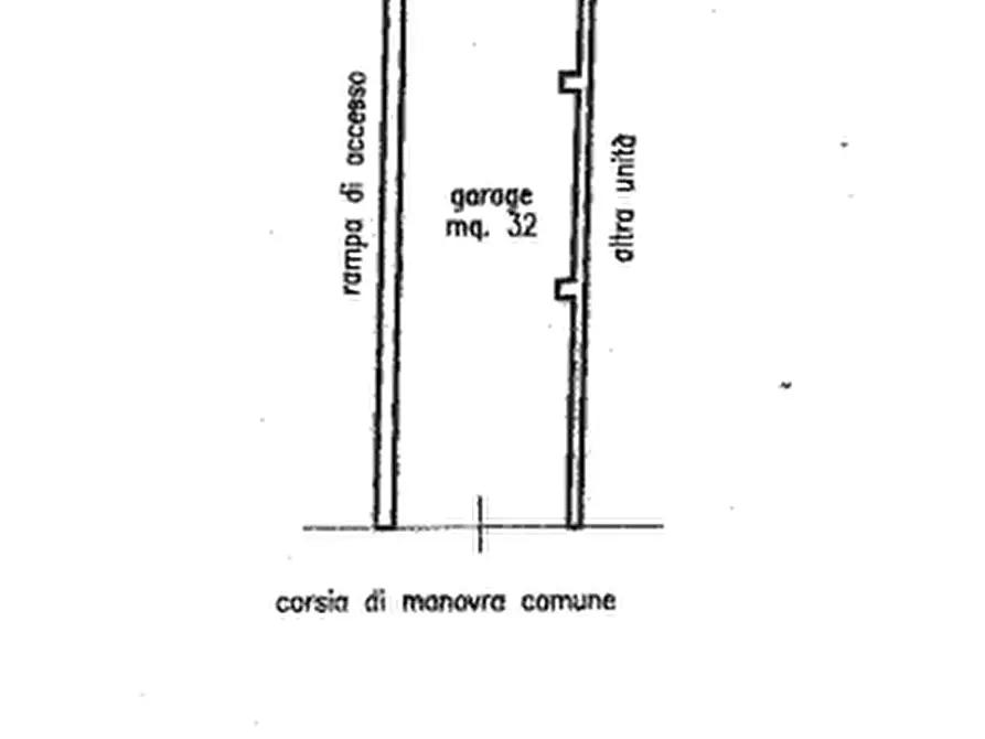 Immagine 7 di Garage in vendita  in Viale IV Novembre, 98 a Treviso