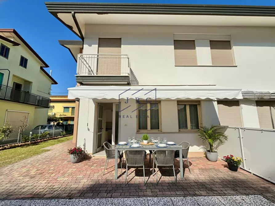 Immagine 17 di Appartamento in vendita  in Via Gorizia a Jesolo