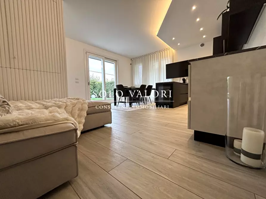 Immagine 2 di Appartamento in vendita  a Castelfranco Veneto