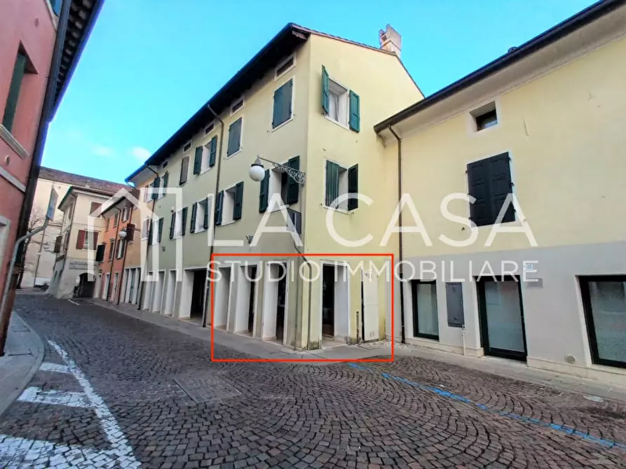 Immagine 3 di Negozio in affitto  in Via Altan 13 a San Vito Al Tagliamento