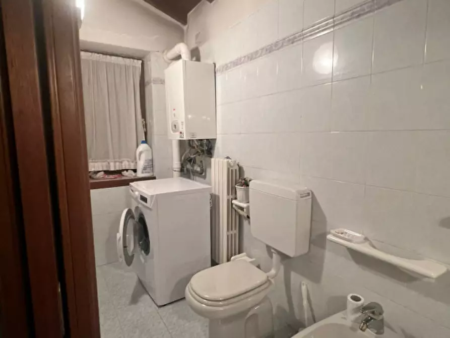 Immagine 29 di Attività commerciale in vendita  in Via Lonato a Castiglione Delle Stiviere