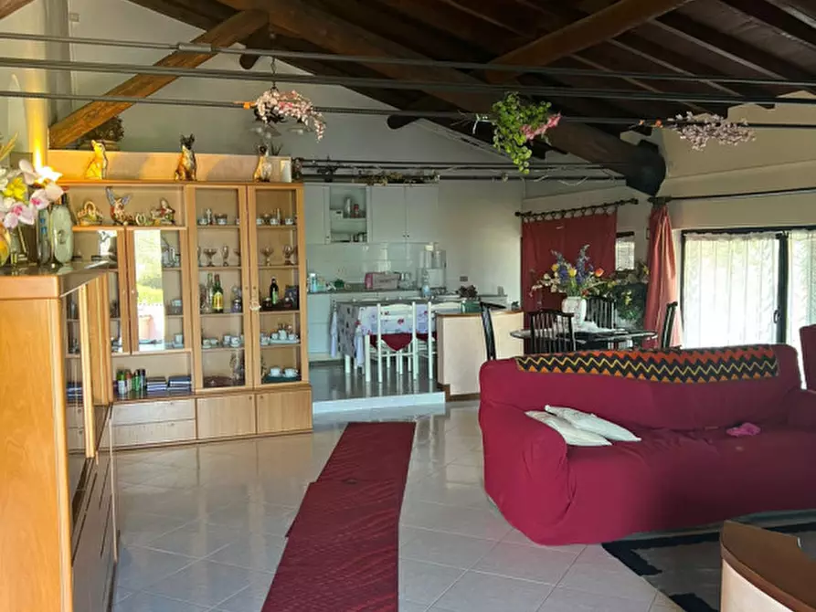 Immagine 32 di Attività commerciale in vendita  in Via Lonato a Castiglione Delle Stiviere