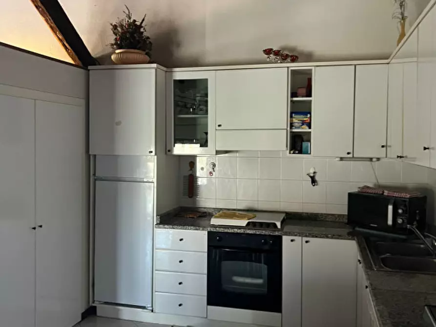 Immagine 34 di Attività commerciale in vendita  in Via Lonato a Castiglione Delle Stiviere