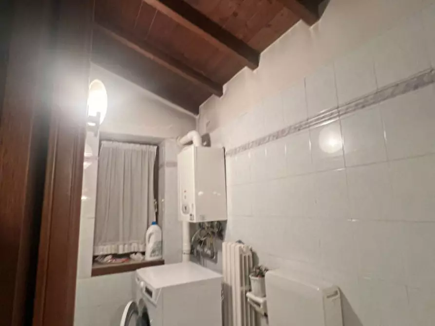 Immagine 36 di Attività commerciale in vendita  in Via Lonato a Castiglione Delle Stiviere