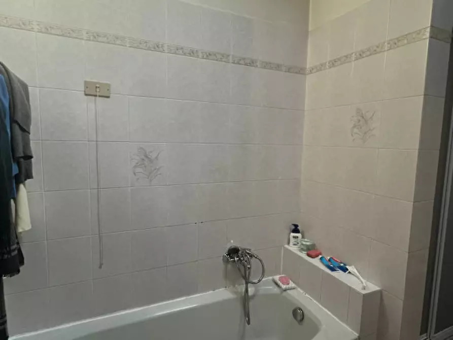 Immagine 38 di Attività commerciale in vendita  in Via Lonato a Castiglione Delle Stiviere