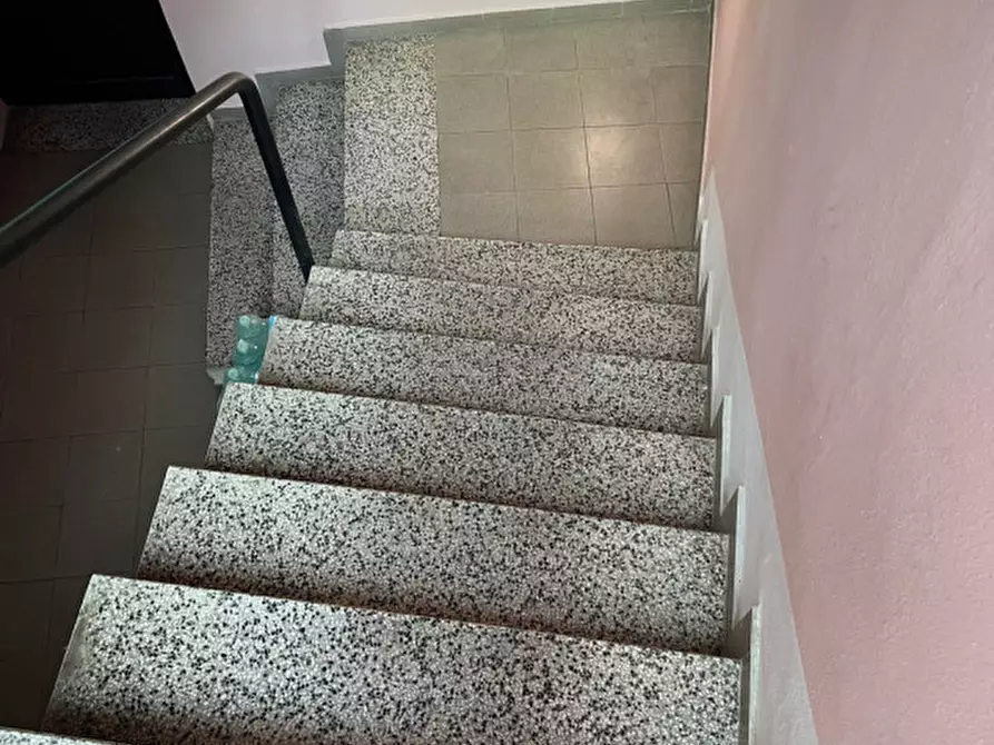 Immagine 40 di Attività commerciale in vendita  in Via Lonato a Castiglione Delle Stiviere