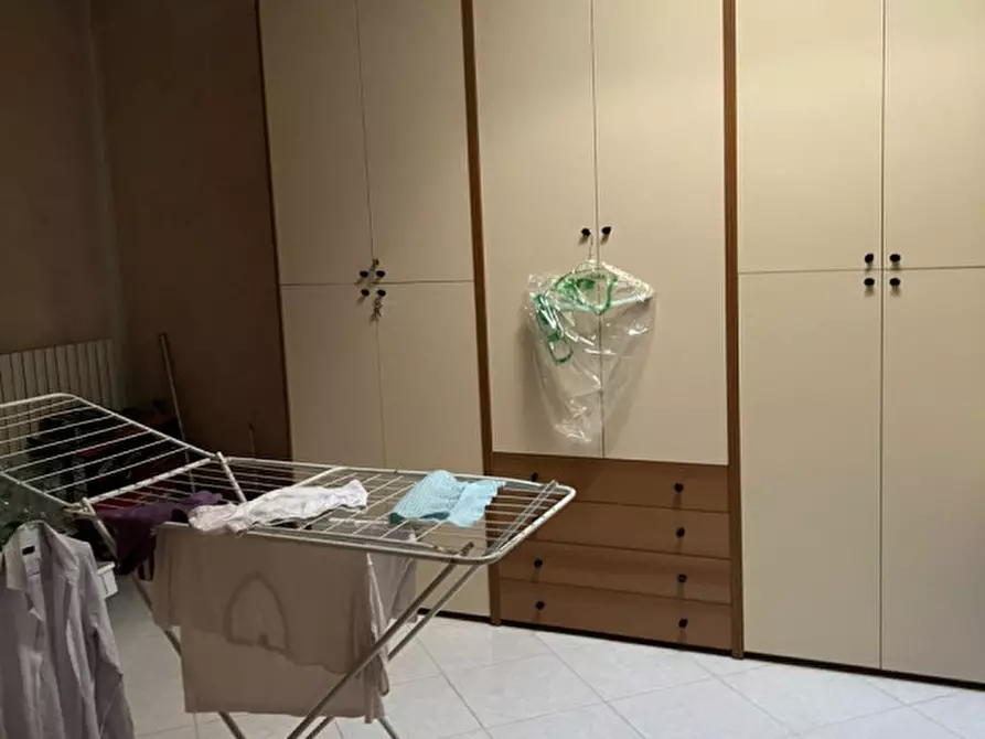 Immagine 43 di Attività commerciale in vendita  in Via Lonato a Castiglione Delle Stiviere