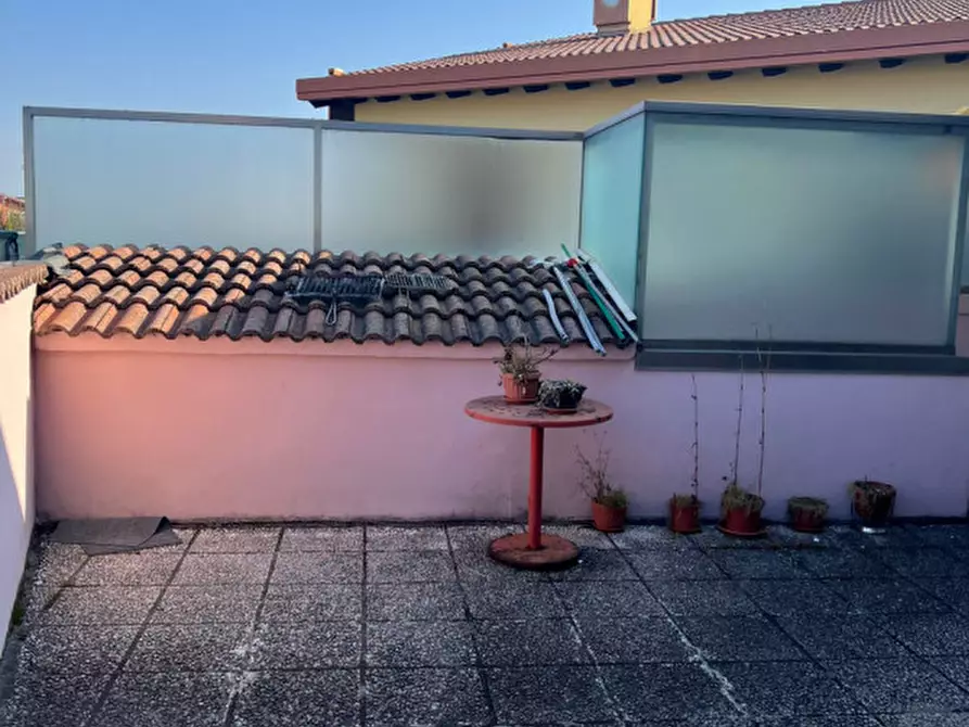 Immagine 45 di Attività commerciale in vendita  in Via Lonato a Castiglione Delle Stiviere