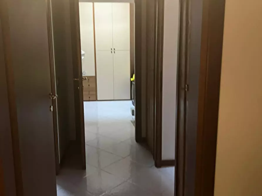 Immagine 51 di Attività commerciale in vendita  in Via Lonato a Castiglione Delle Stiviere