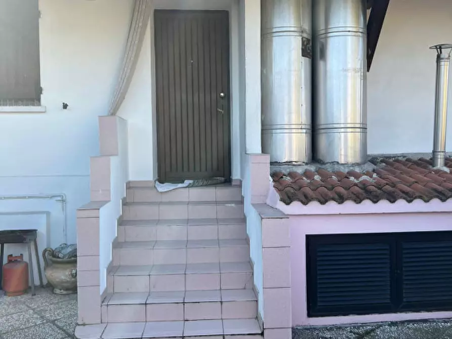 Immagine 59 di Attività commerciale in vendita  in Via Lonato a Castiglione Delle Stiviere