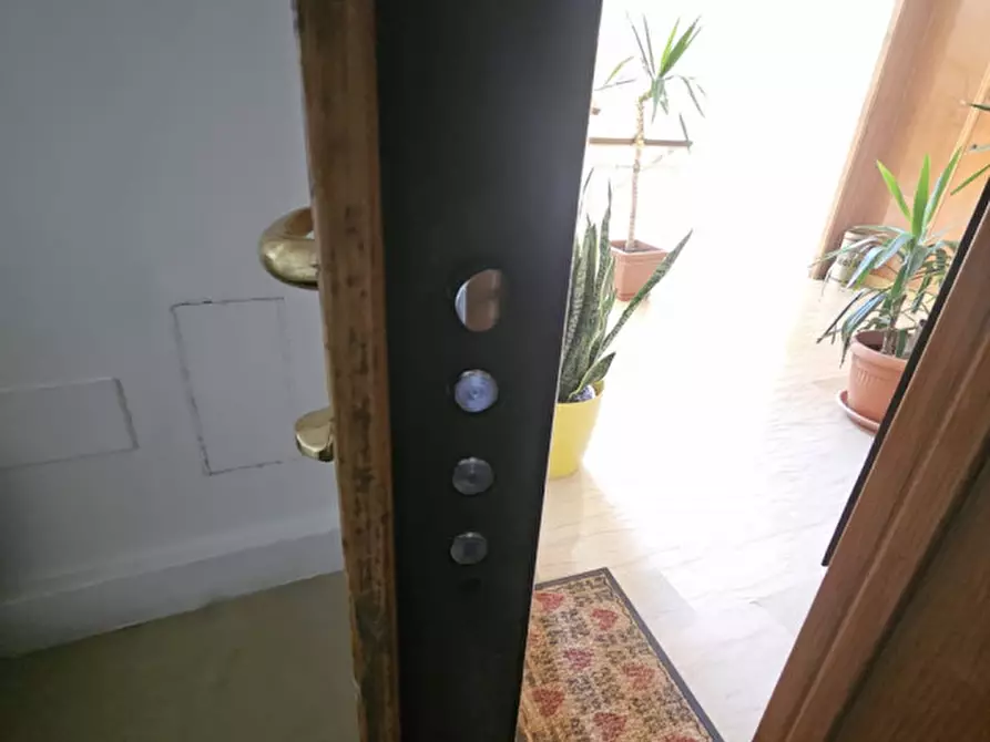 Immagine 6 di Appartamento in vendita  in Viale Amerigo Vespucci a Rimini