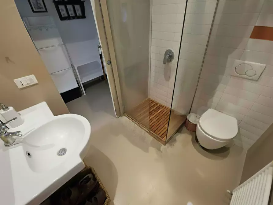 Immagine 27 di Appartamento in vendita  in Viale Amerigo Vespucci a Rimini