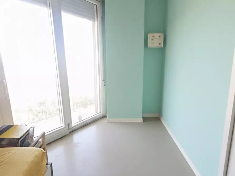 Immagine 40 di Appartamento in vendita  in Viale Amerigo Vespucci a Rimini