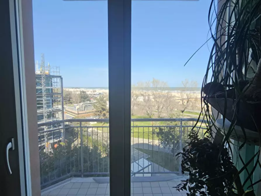 Immagine 43 di Appartamento in vendita  in Viale Amerigo Vespucci a Rimini