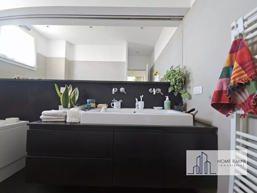 Immagine 49 di Appartamento in vendita  in Viale Amerigo Vespucci a Rimini