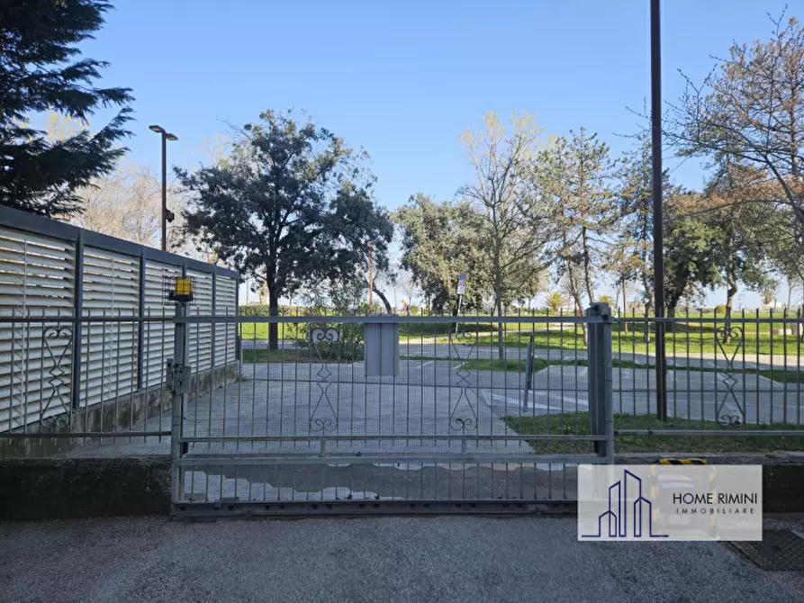 Immagine 59 di Appartamento in vendita  in Viale Amerigo Vespucci a Rimini