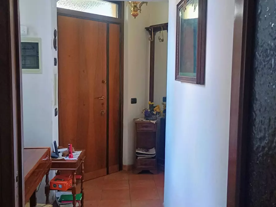 Immagine 6 di Appartamento in vendita  in Via dei Candiano a Roma