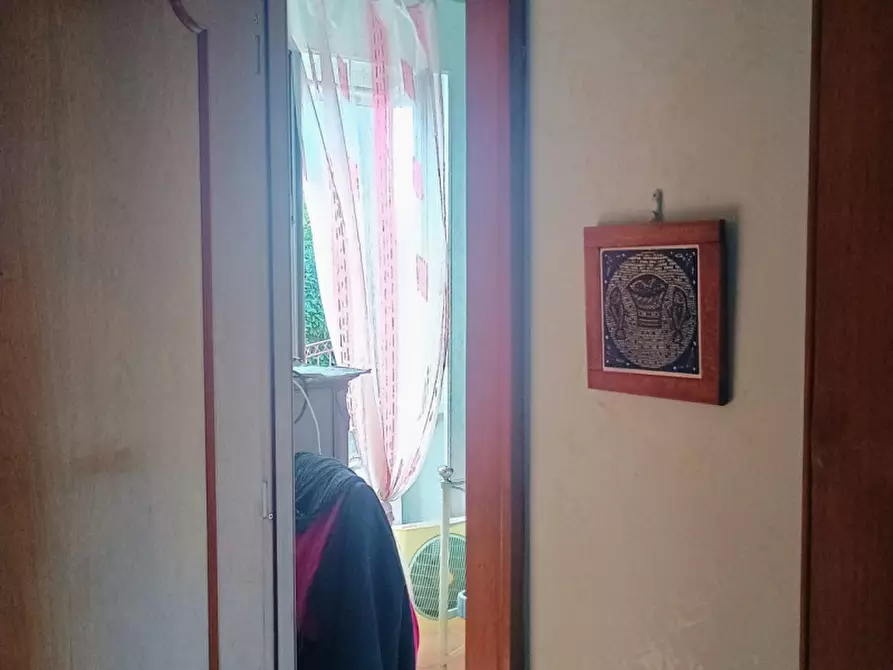 Immagine 12 di Appartamento in vendita  in Via dei Candiano a Roma