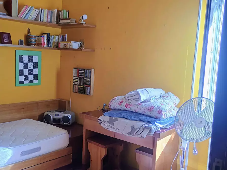 Immagine 16 di Appartamento in vendita  in Via dei Candiano a Roma