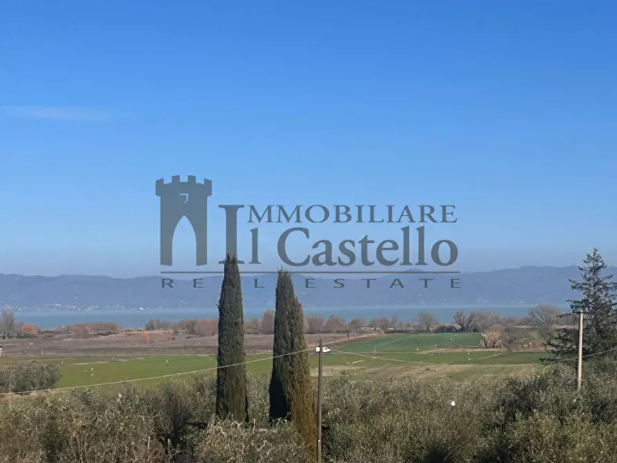 Immagine 2 di Appartamento in vendita  in Località Carraia a Castiglione Del Lago