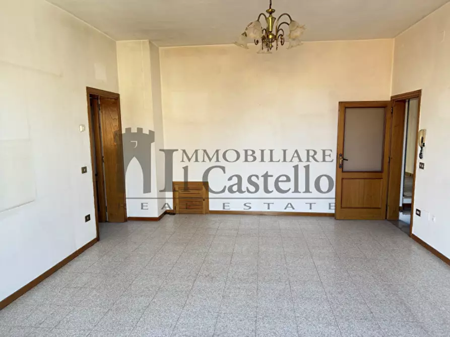 Immagine 5 di Appartamento in vendita  in Località Carraia a Castiglione Del Lago