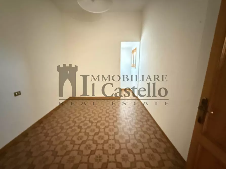 Immagine 13 di Appartamento in vendita  in Località Carraia a Castiglione Del Lago