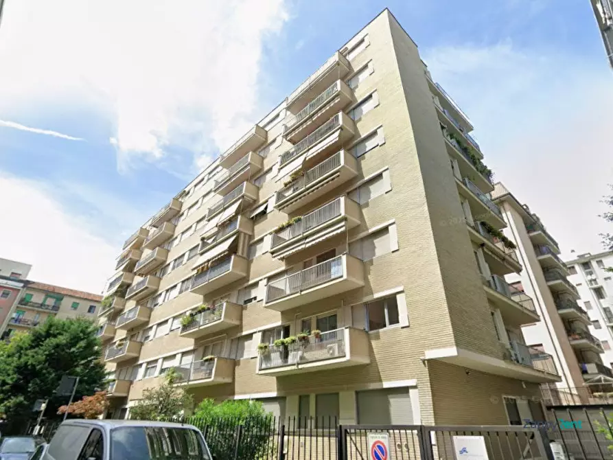 Immagine 40 di Appartamento in affitto  in Via Alfonso Capecelatro, 28 a Milano