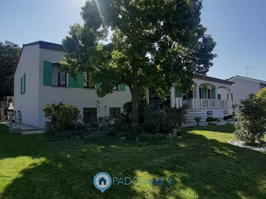 Immagine 10 di Villa in vendita  in Via Monte Cecilia a Baone