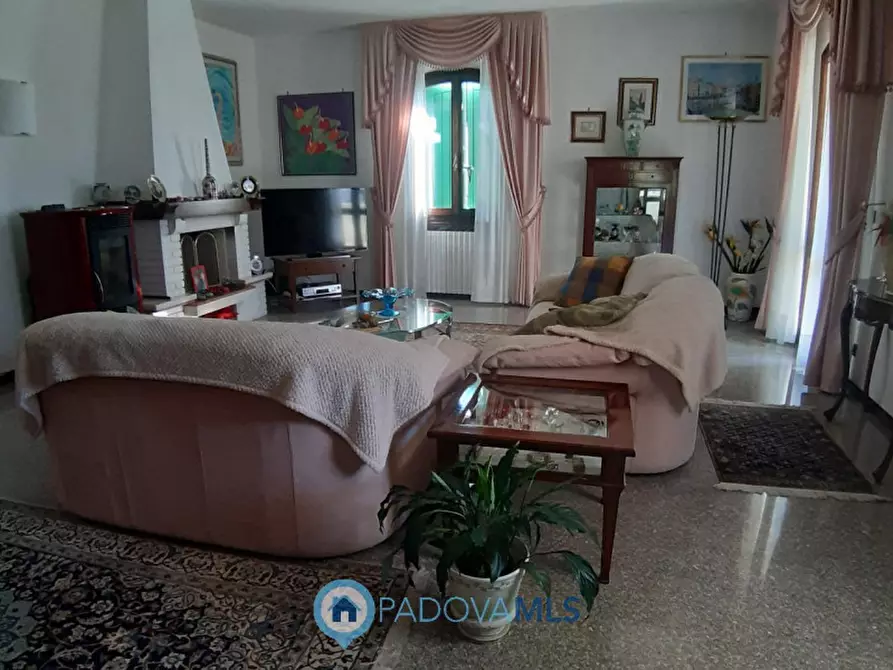 Immagine 31 di Villa in vendita  in Via Monte Cecilia a Baone