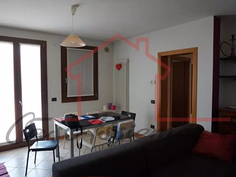 Immagine 5 di Appartamento in vendita  in Via Tenente Zanon a Rossano Veneto