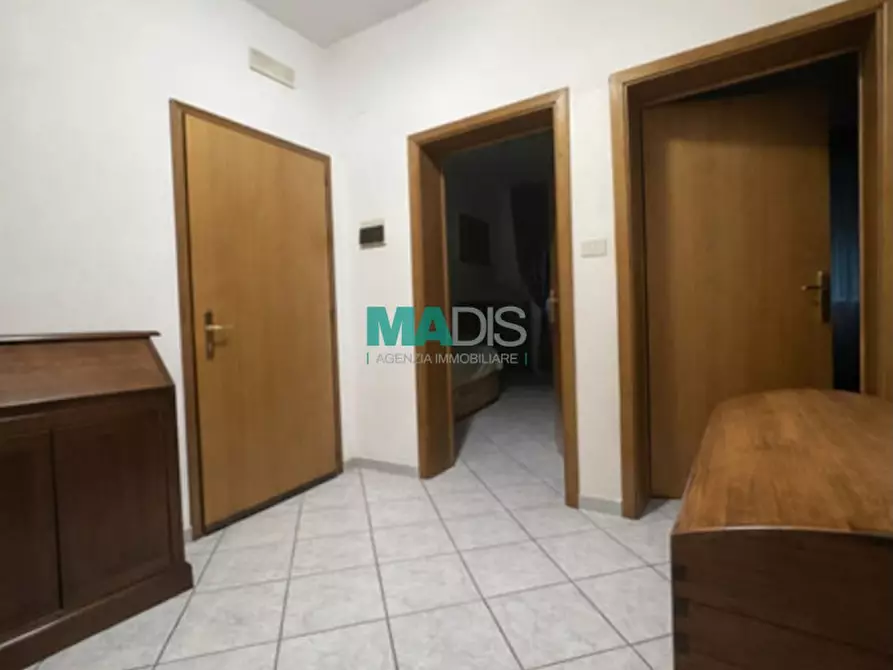 Immagine 9 di Appartamento in vendita  in via garigliano 42 a Prato