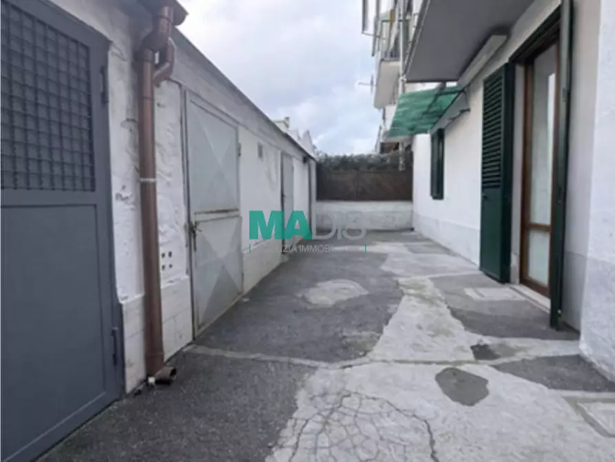 Immagine 11 di Appartamento in vendita  in via garigliano 42 a Prato