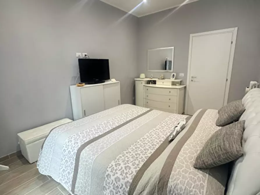 Immagine 15 di Appartamento in vendita  in Via Luigi Capriolo a Torino