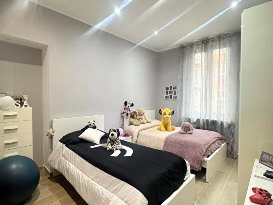 Immagine 19 di Appartamento in vendita  in Via Luigi Capriolo a Torino