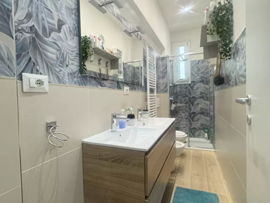 Immagine 21 di Appartamento in vendita  in Via Luigi Capriolo a Torino