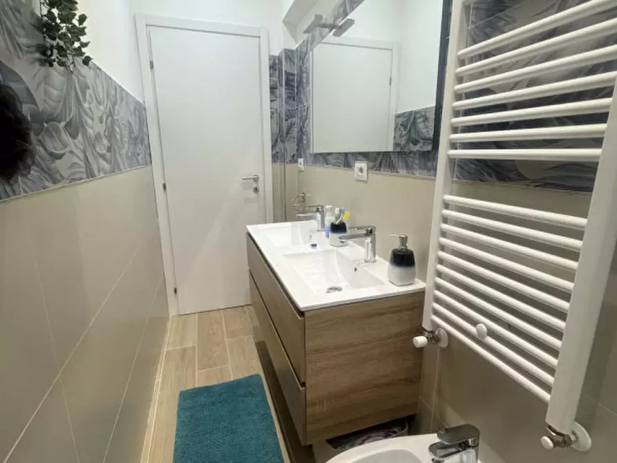 Immagine 22 di Appartamento in vendita  in Via Luigi Capriolo a Torino