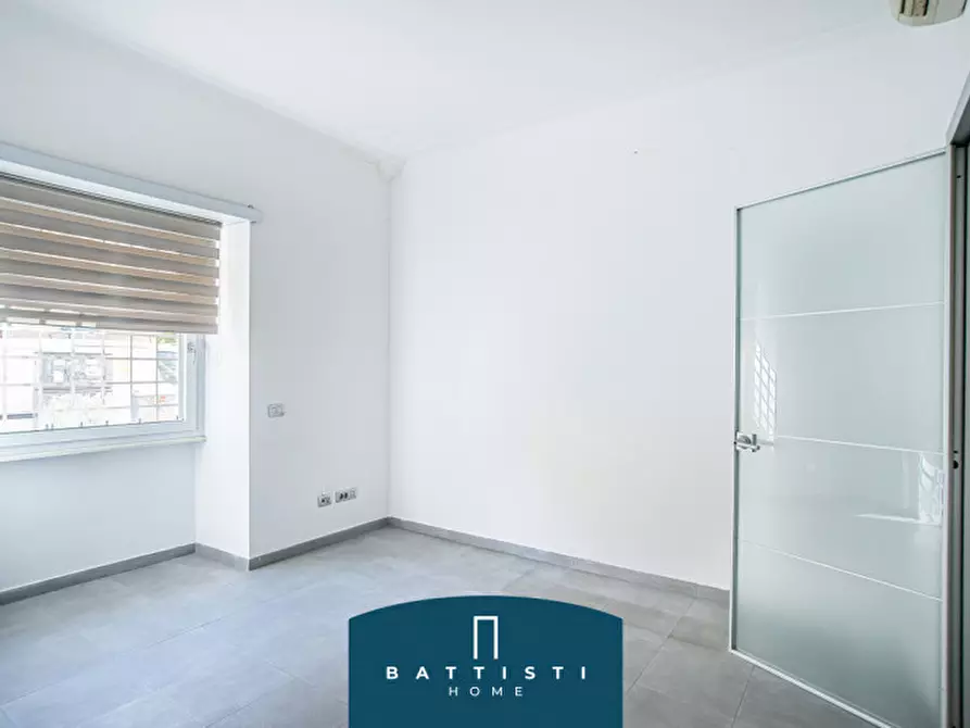 Immagine 8 di Appartamento in vendita  in Viale Ippocrate a Roma