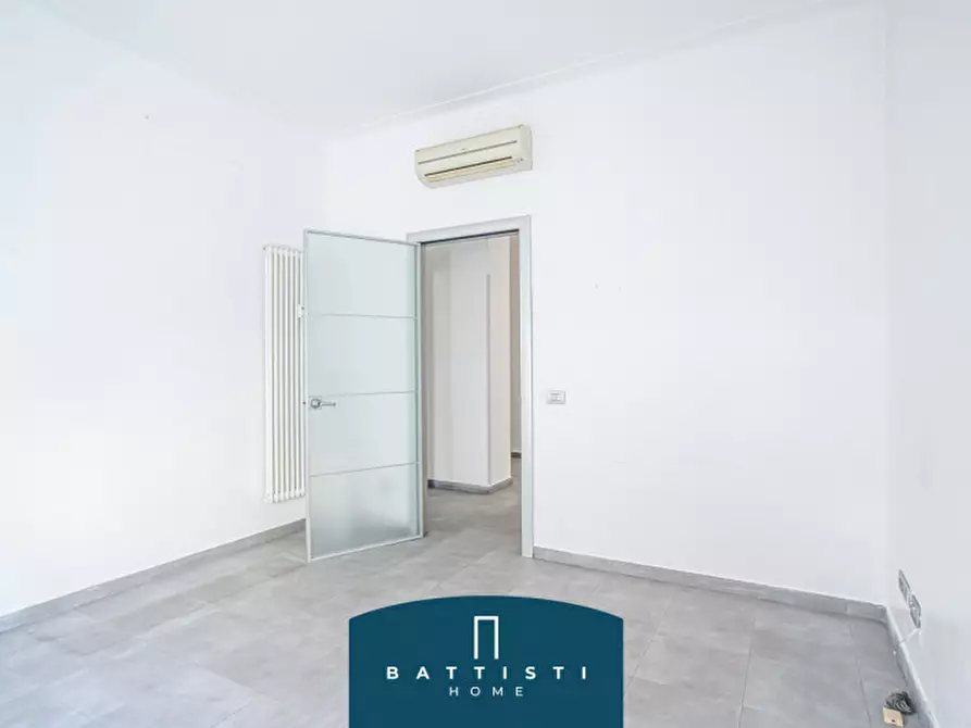 Immagine 13 di Appartamento in vendita  in Viale Ippocrate a Roma