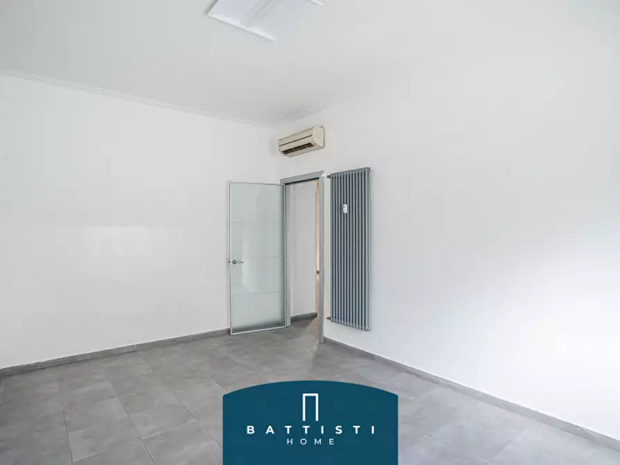 Immagine 14 di Appartamento in vendita  in Viale Ippocrate a Roma