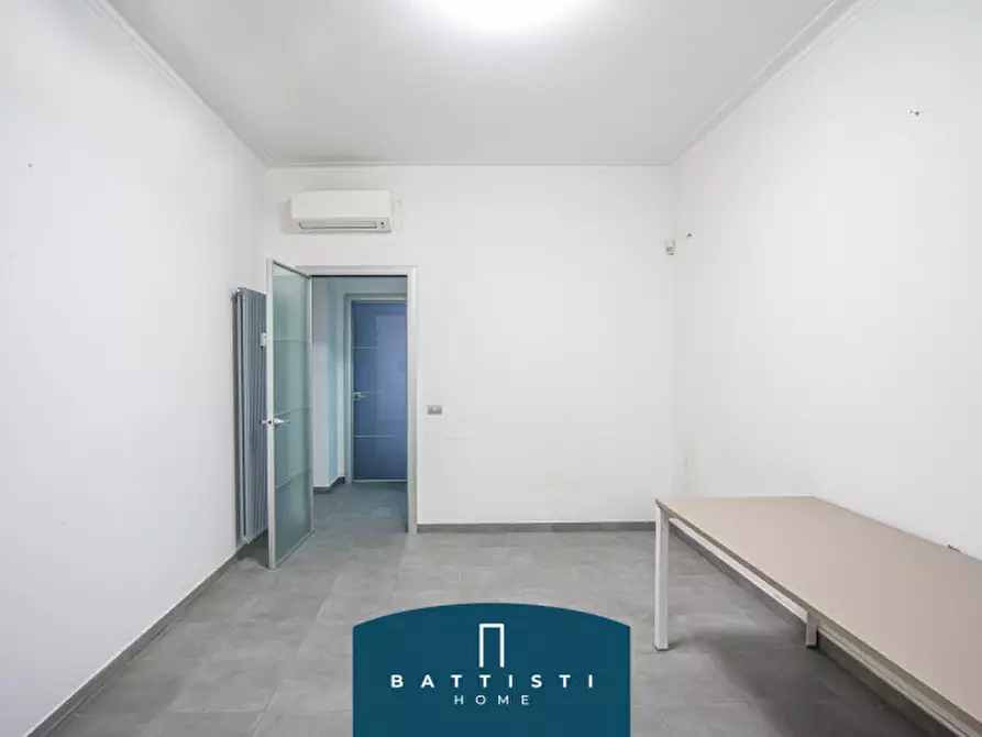 Immagine 21 di Appartamento in vendita  in Viale Ippocrate a Roma