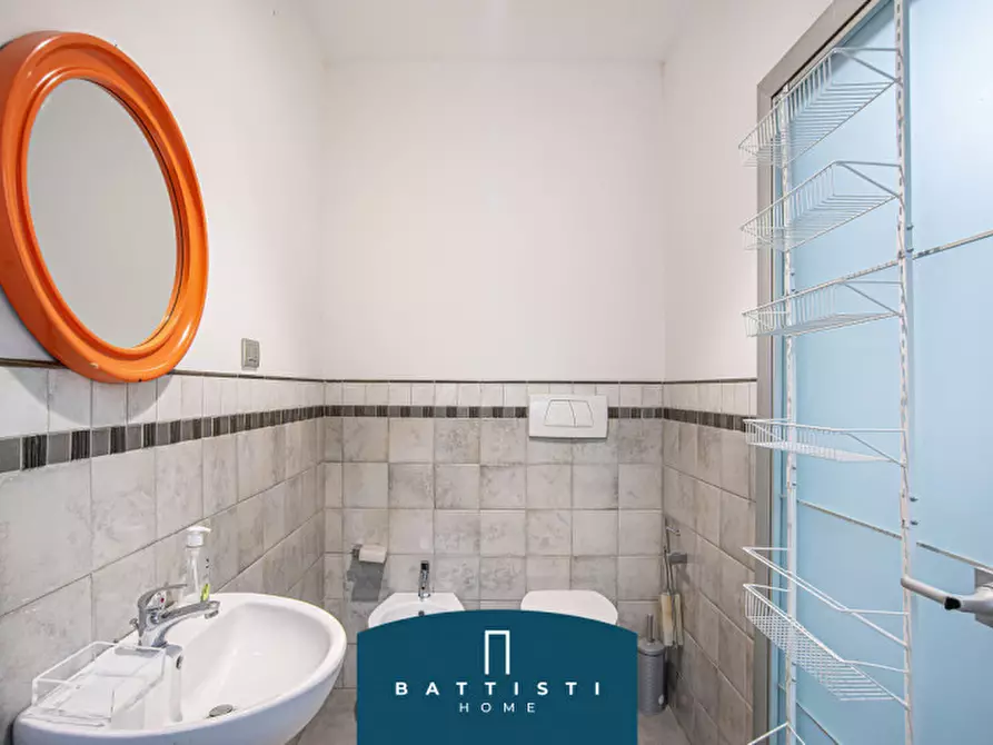 Immagine 23 di Appartamento in vendita  in Viale Ippocrate a Roma