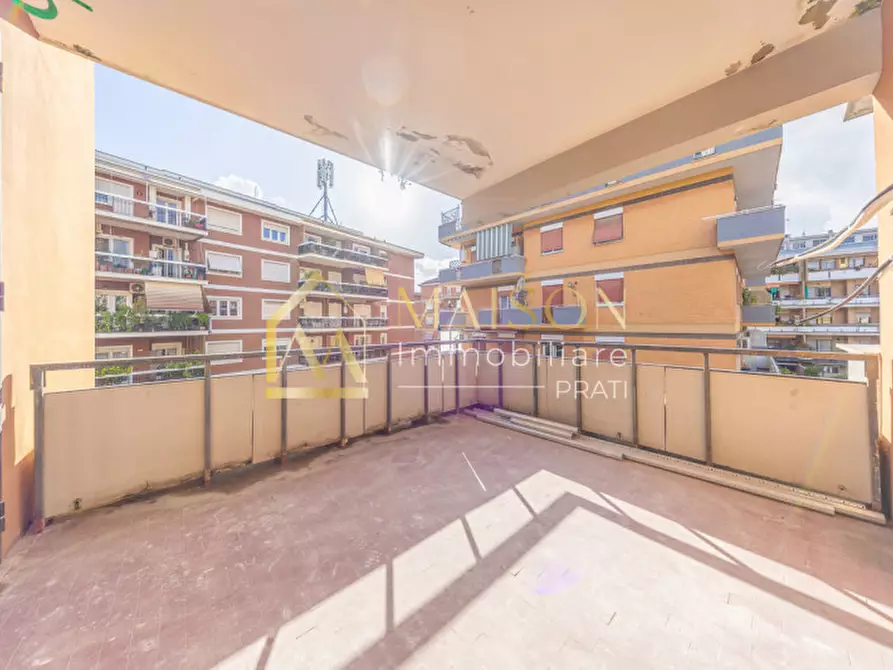 Immagine 7 di Appartamento in vendita  in Via dei Prati Fiscali a Roma