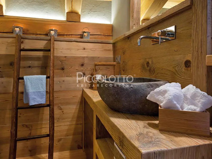 Immagine 7 di Appartamento in affitto  in via Spiga a Cortina D'ampezzo