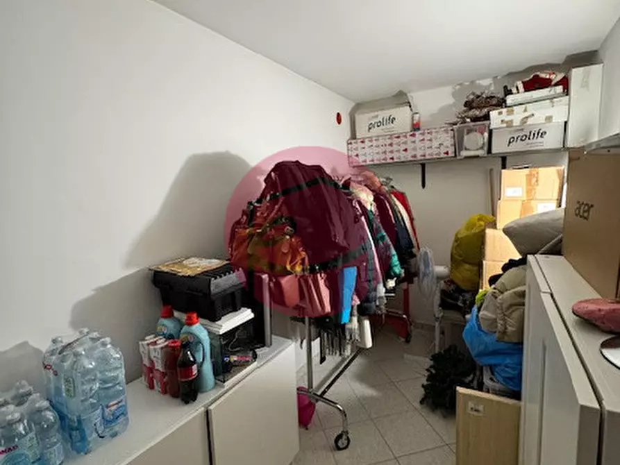 Immagine 24 di Villetta a schiera in vendita  a Borghi