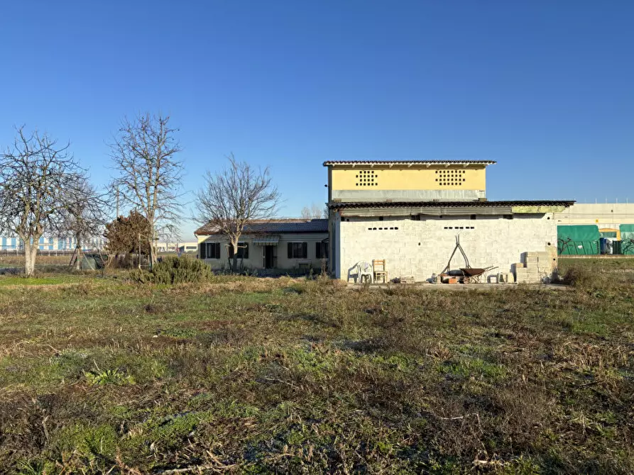Immagine 29 di Casa indipendente in vendita  in Via Grazia Deledda a Tribano