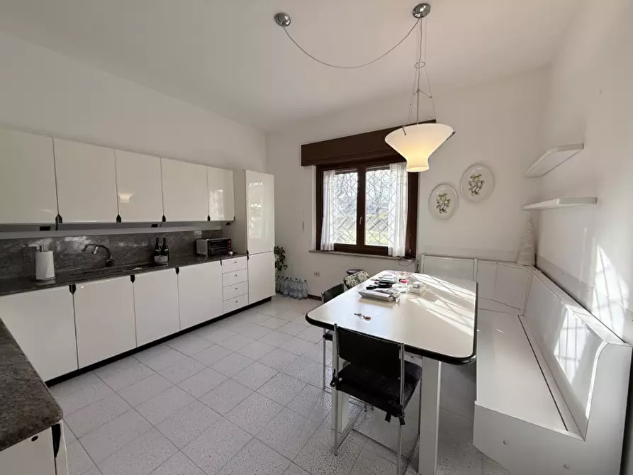 Immagine 2 di Appartamento in vendita  in Via Campi Raudi a San Giovanni Lupatoto