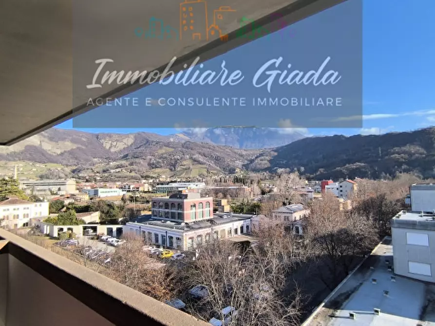 Immagine 12 di Appartamento in vendita  a Vittorio Veneto