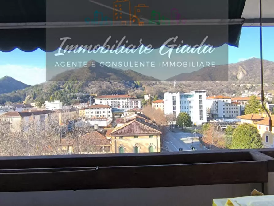 Immagine 13 di Appartamento in vendita  a Vittorio Veneto
