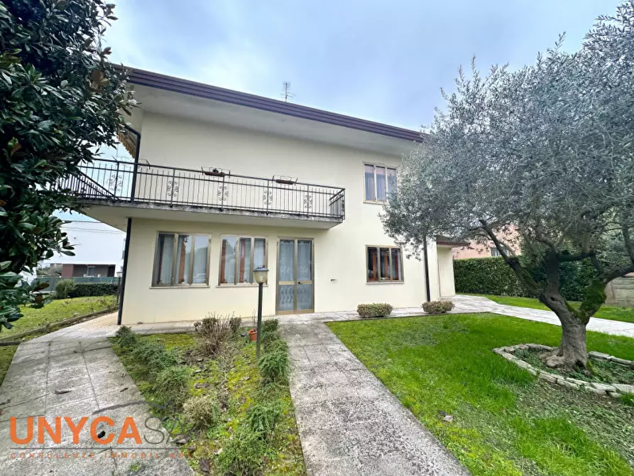 Immagine 24 di Casa indipendente in vendita  a Selvazzano Dentro